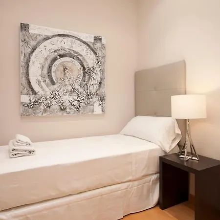 Apartamento Gran Via Modern And Bright 3bd With Terrace Barcelona