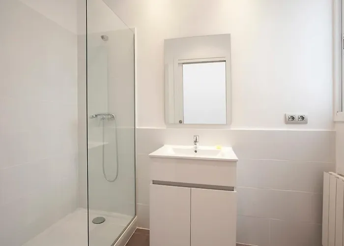 Gran Via Modern And Bright 3bd With Terrace Apartamento Barcelona