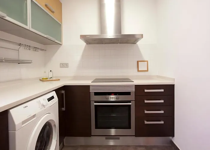 Gran Via Modern And Bright 3bd With Terrace Barcelona