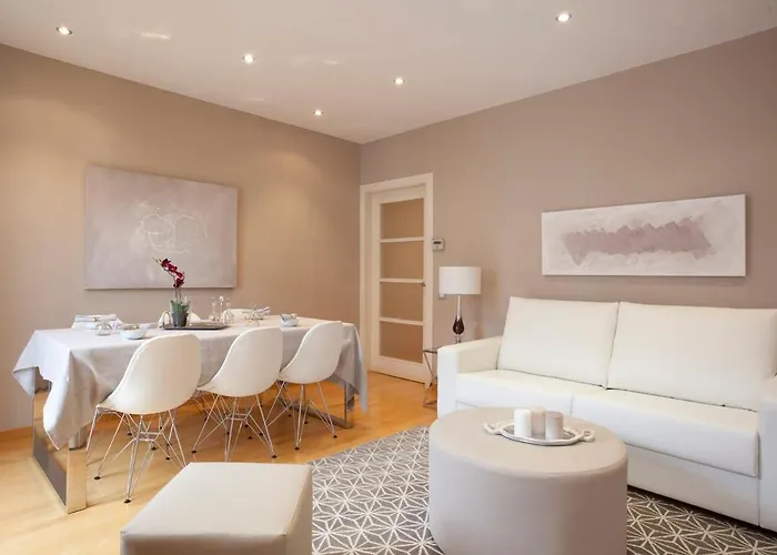 Apartamento Gran Via Modern And Bright 3bd With Terrace Barcelona