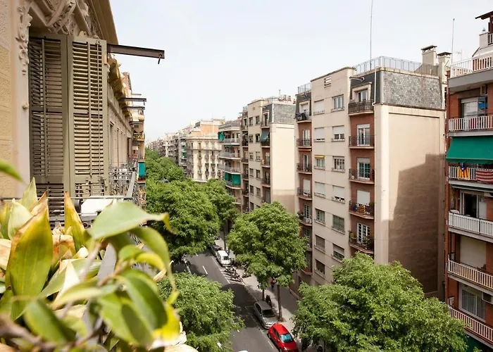Gran Via Modern And Bright 3bd With Terrace * Barcelona