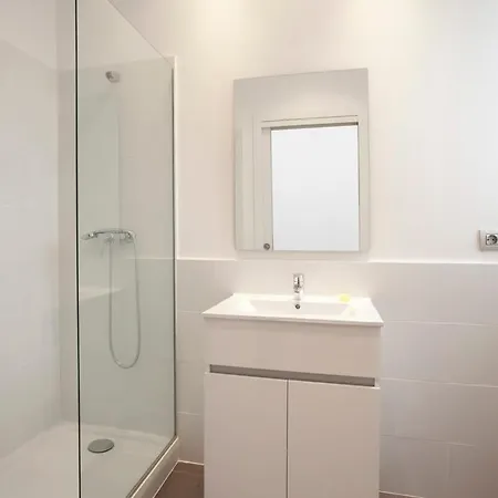 Gran Via Modern And Bright 3bd With Terrace 아파트 바르셀로나