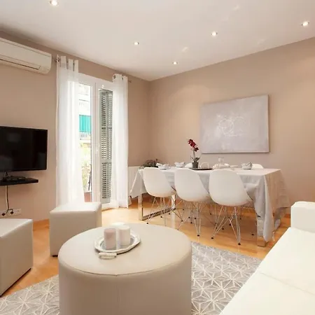 Gran Via Modern And Bright 3bd With Terrace 바르셀로나